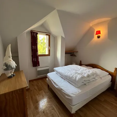 T3 Duplex Super Besse, Parking, Piscine, Wifi Apartment