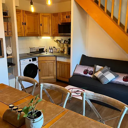 Apartment T3 Duplex Super Besse, Parking, Piscine, Wifi *