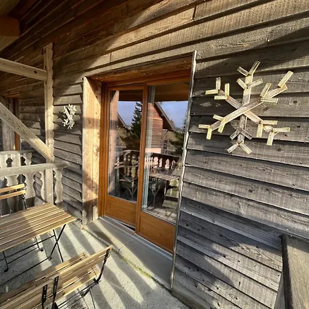 T3 Duplex Super Besse, Parking, Piscine, Wifi * Besse-et-Saint-Anastaise